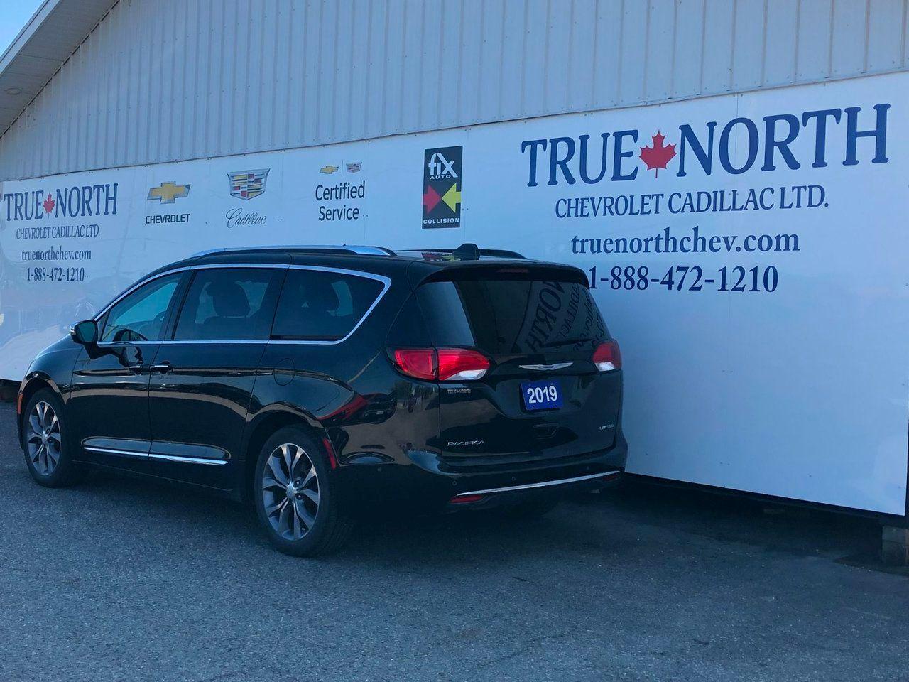 2019 Chrysler Pacifica Limited-3