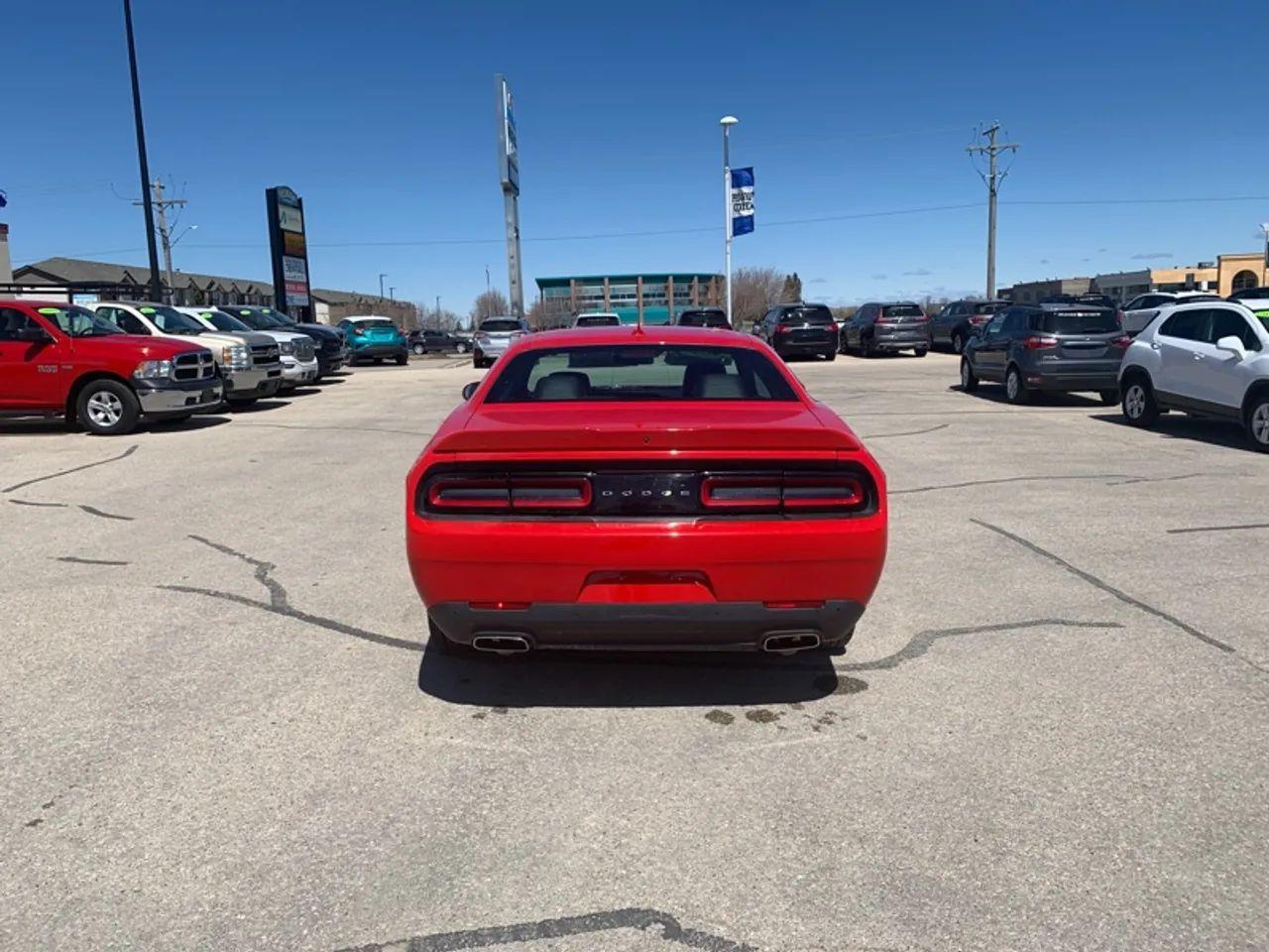 2019 Dodge Challenger SXT-4