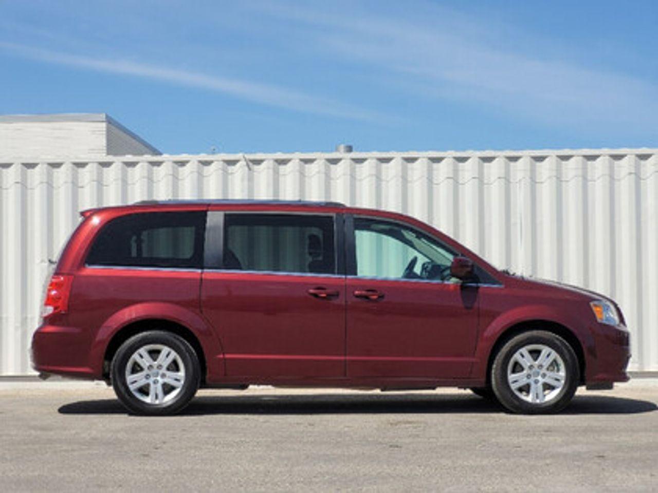 2019 Dodge Grand Caravan Crew-3
