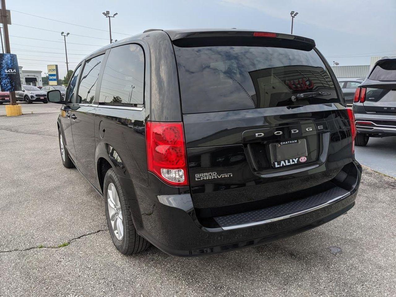 2019 Dodge Grand Caravan SE-4