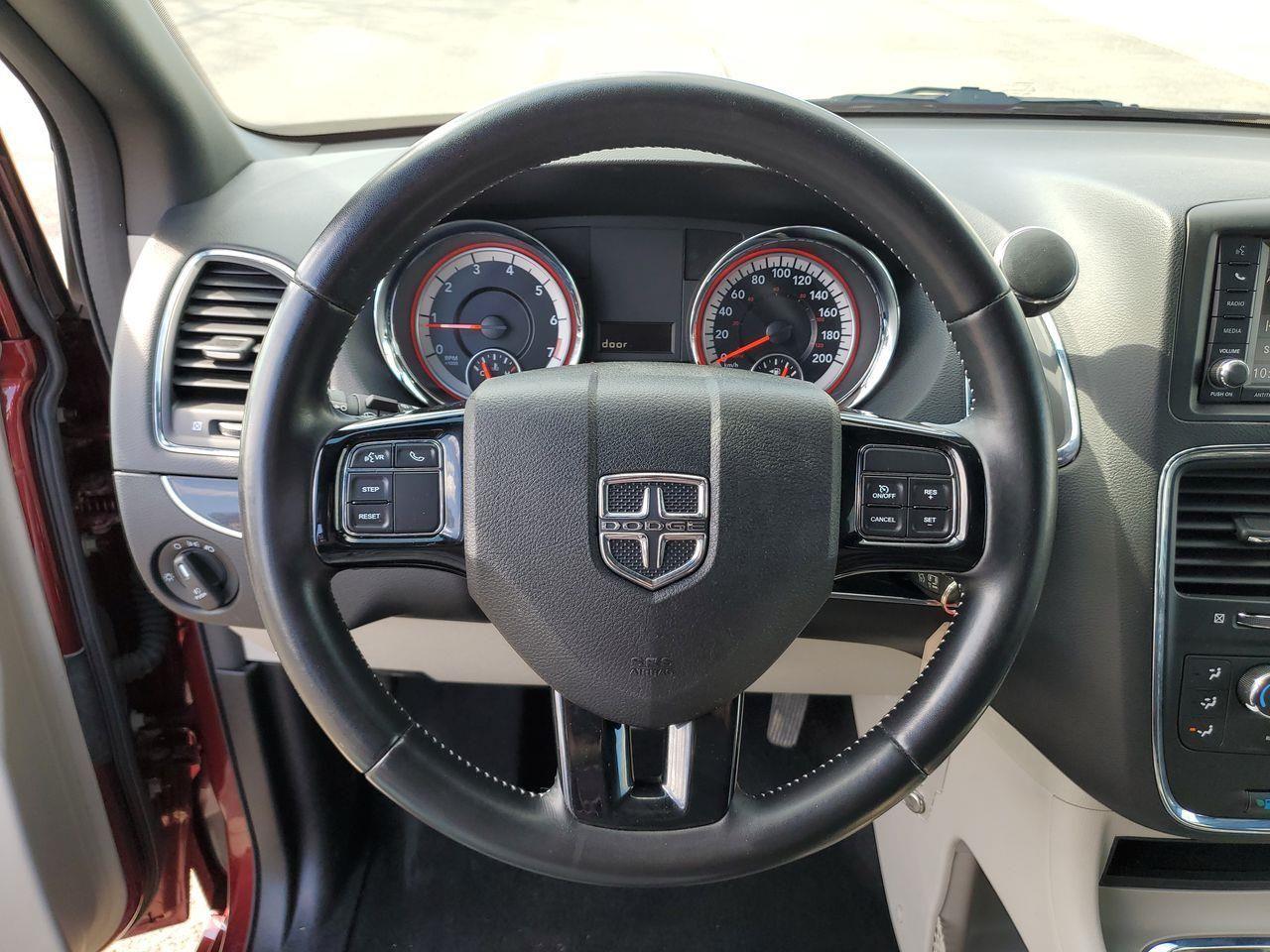 2019 Dodge Grand Caravan SE-4