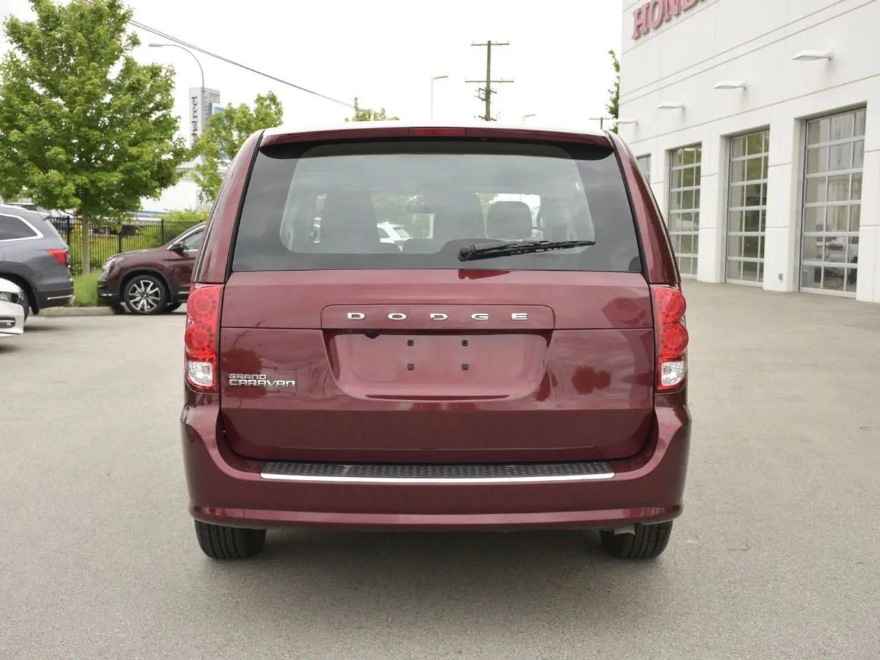 2019 Dodge Grand Caravan SE-4