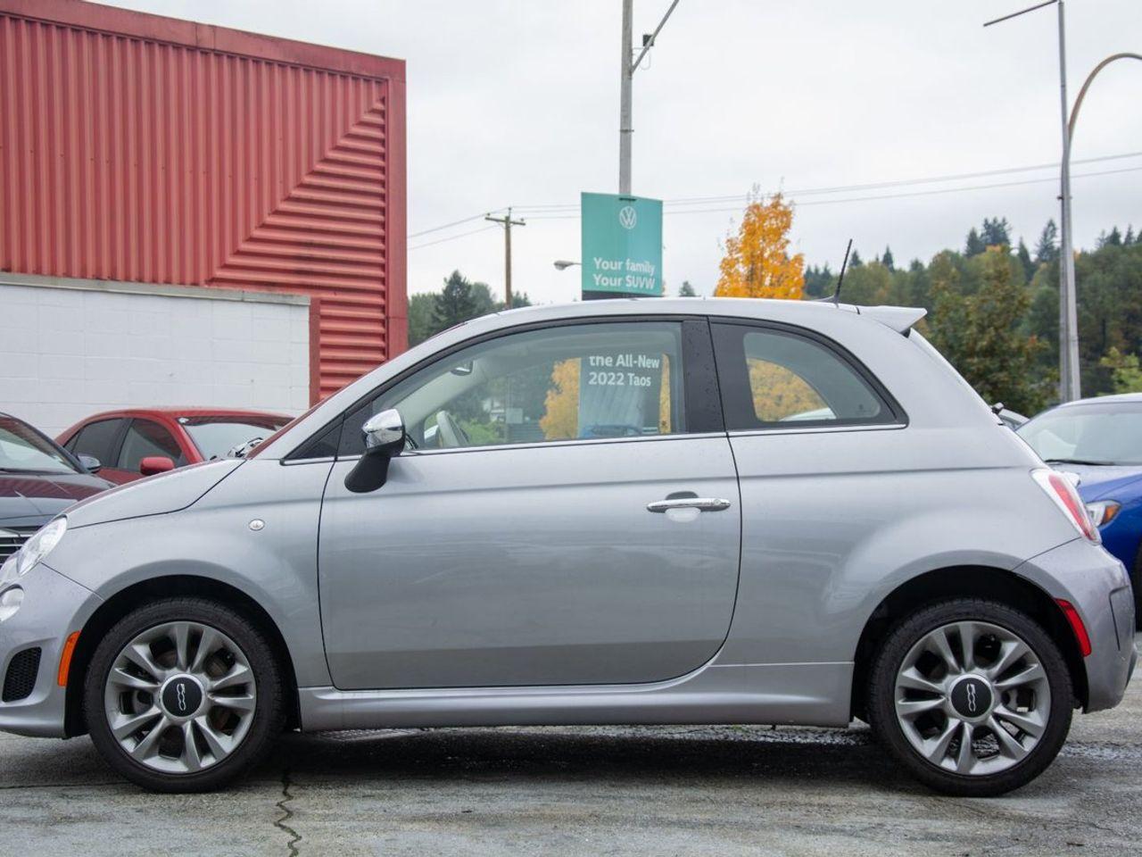 2019 FIAT 500 Lounge-2