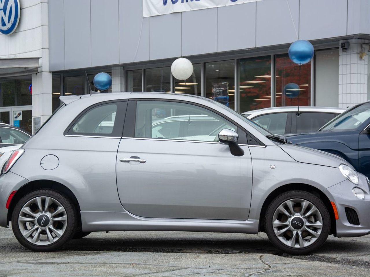 2019 FIAT 500 Lounge-4