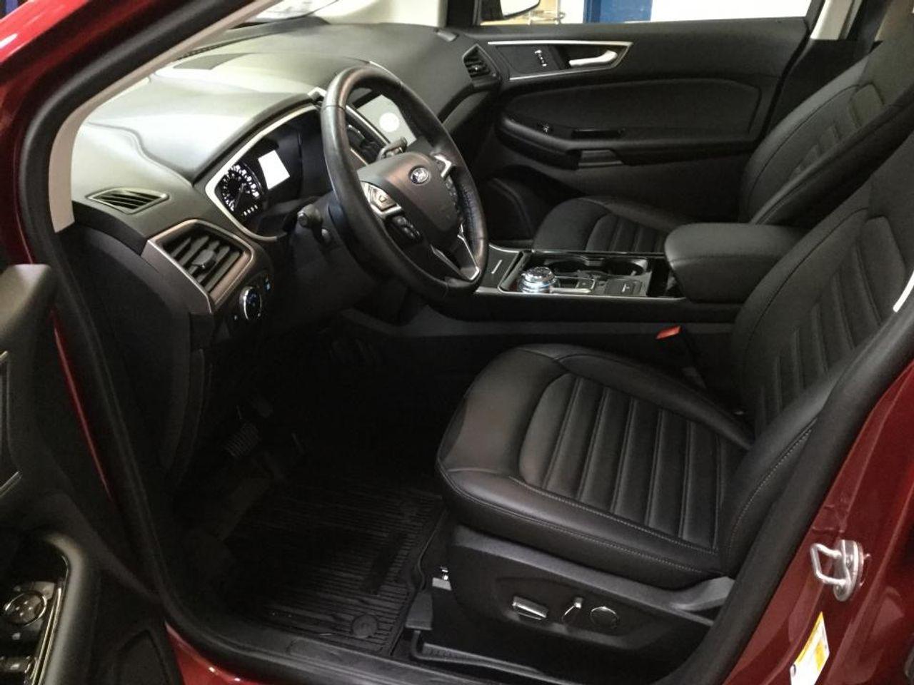 2019 Ford Edge -3