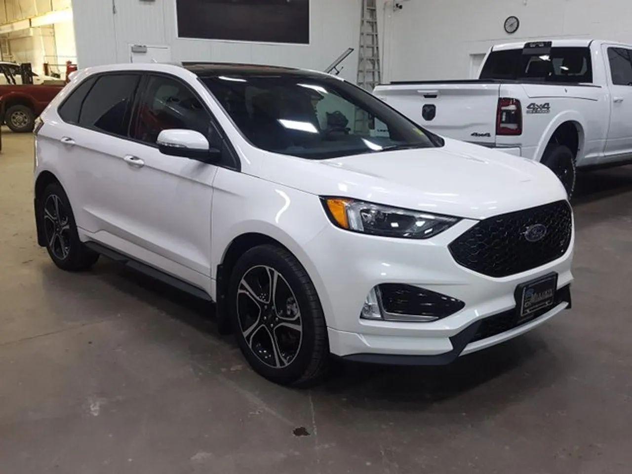 2019 Ford Edge ST-4