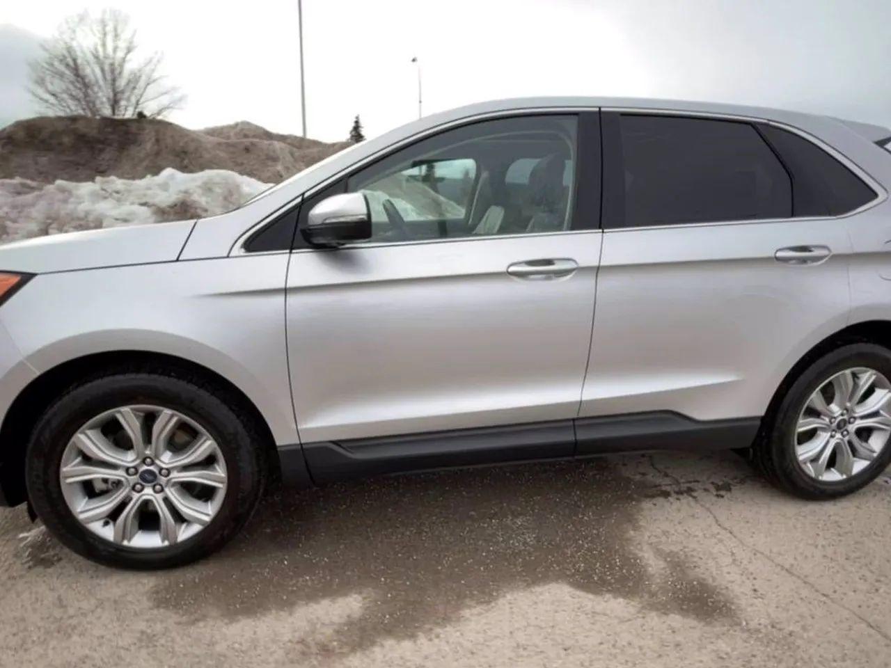 2019 Ford Edge Titanium-3