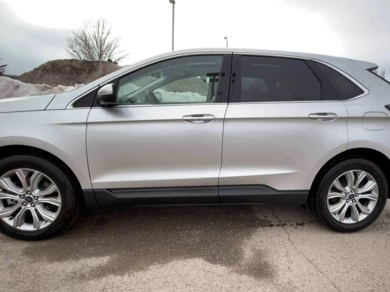 2019 Ford Edge Titanium-4