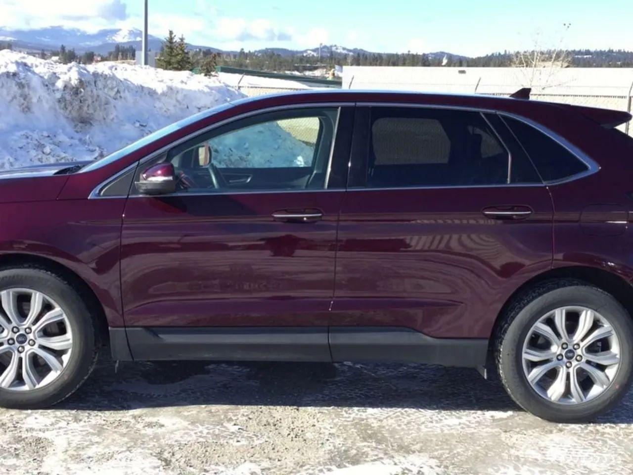 2019 Ford Edge Titanium-4