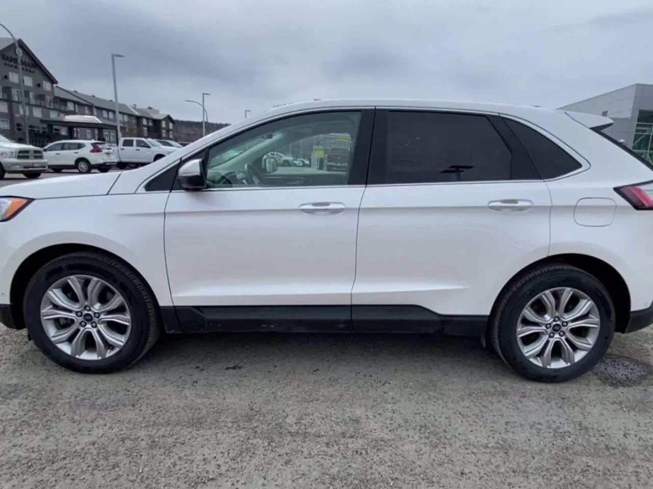2019 Ford Edge Titanium-4