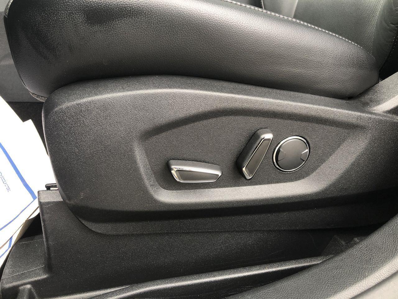 2019 Ford Edge Titanium-3