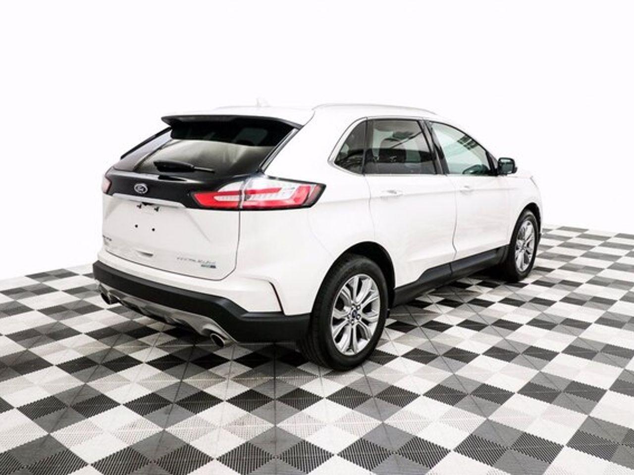 2019 Ford Edge Titanium-4