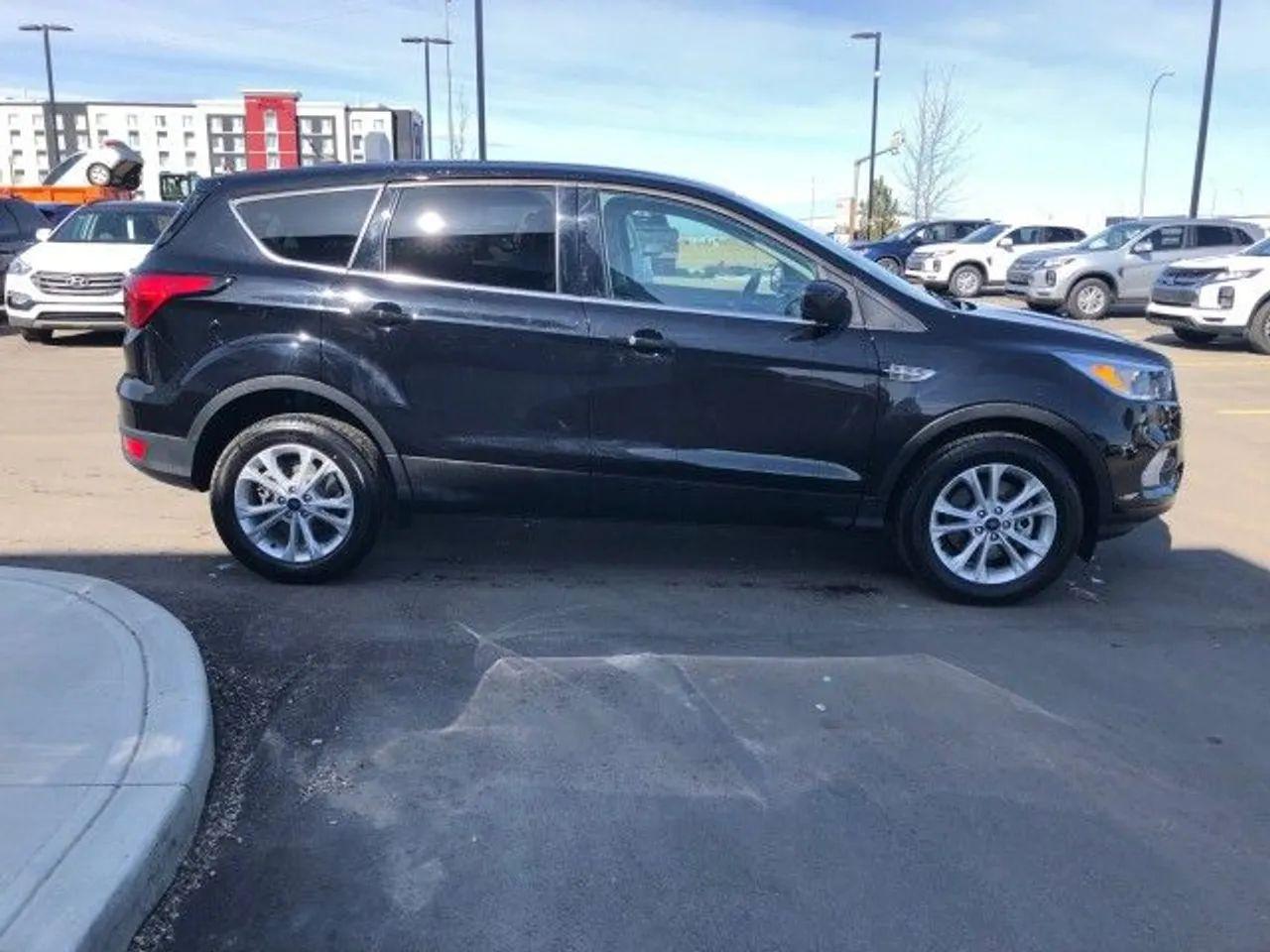 2019 Ford Escape SE-3