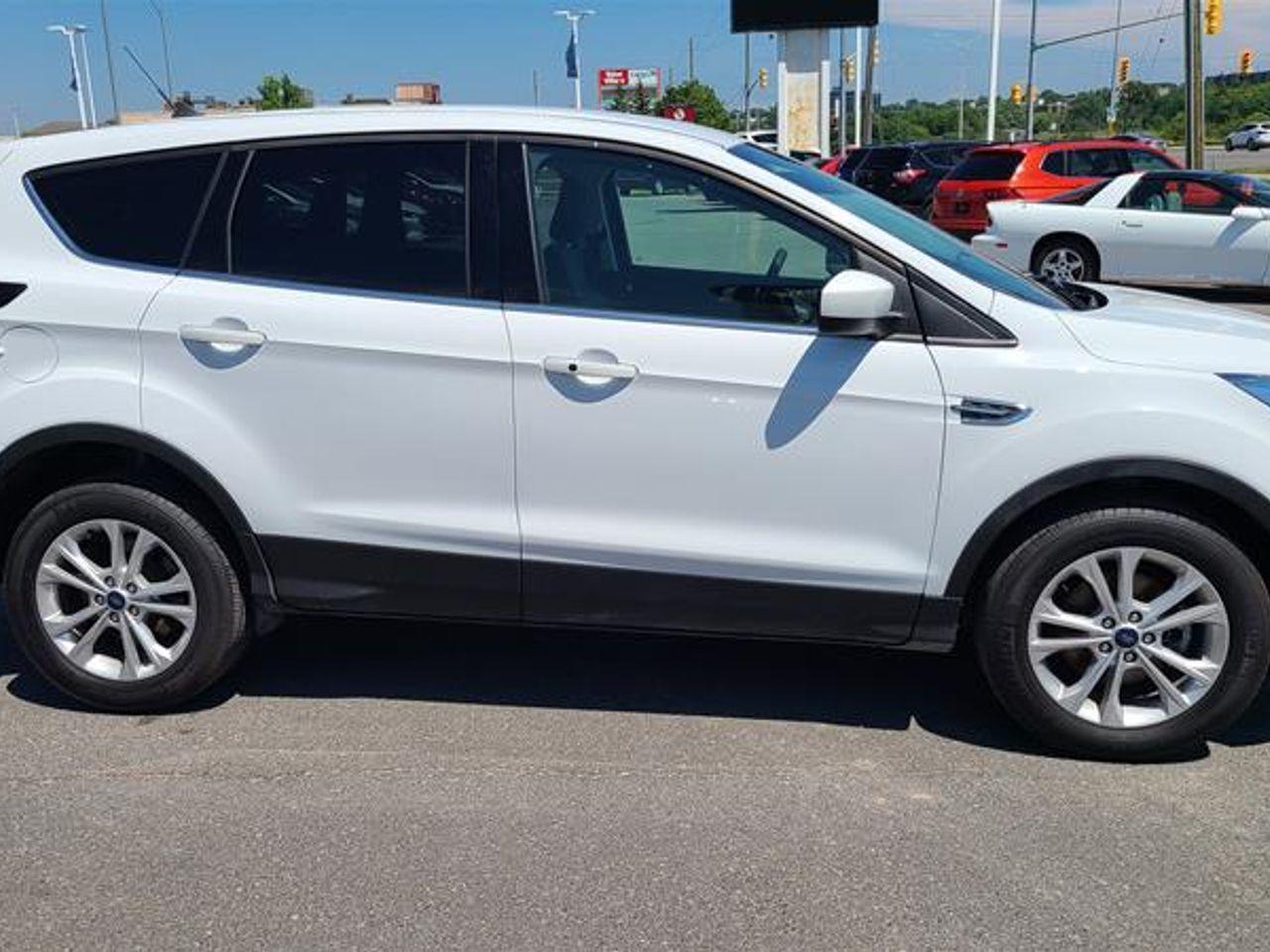 2019 Ford Escape SE-3