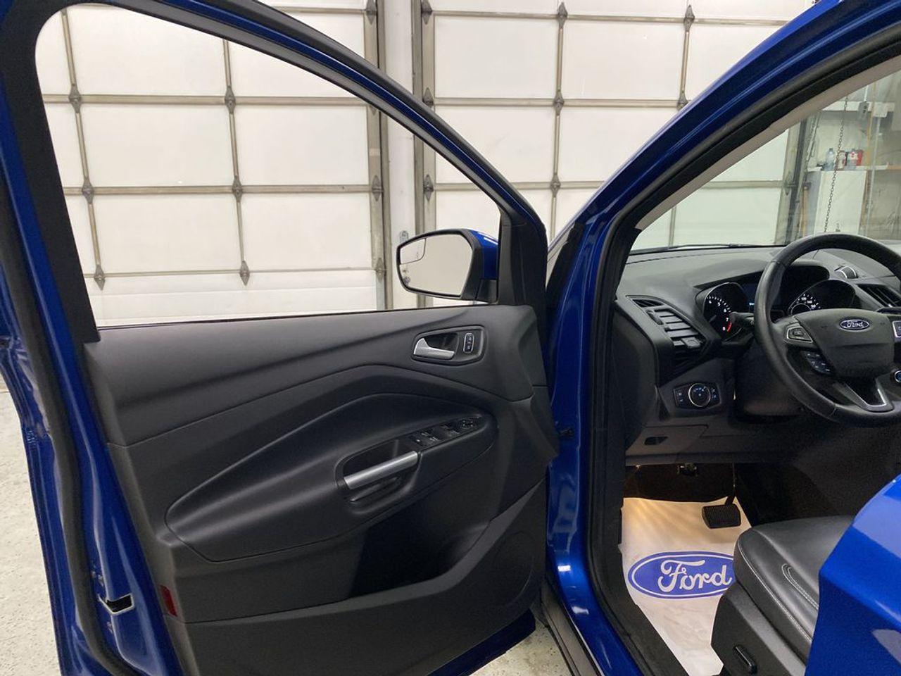 2019 Ford Escape SEL-3
