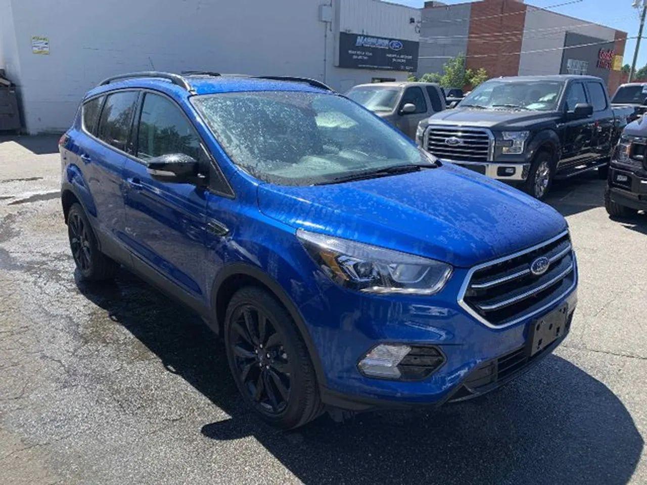 2019 Ford Escape Titanium-2