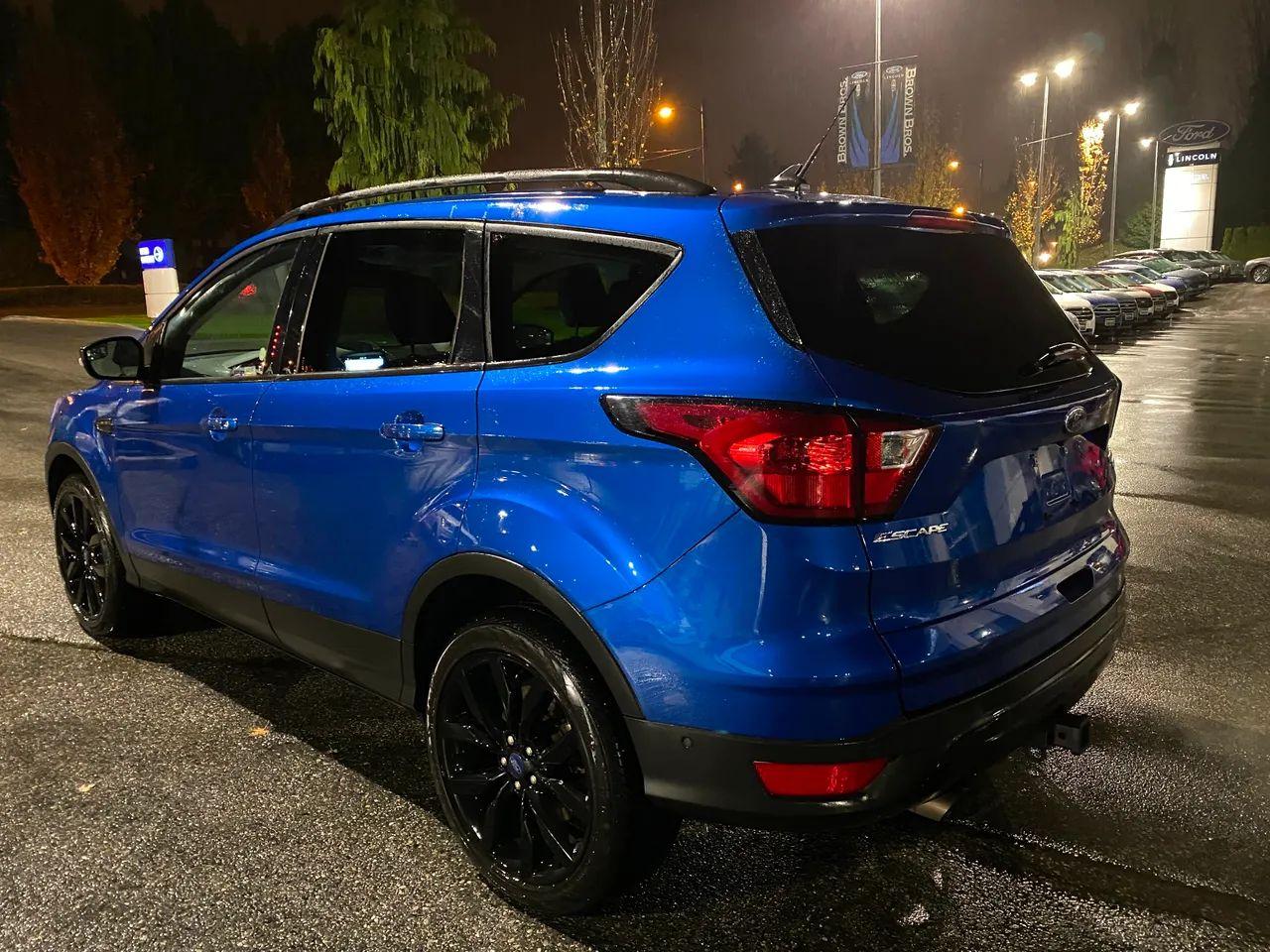 2019 Ford Escape Titanium-2