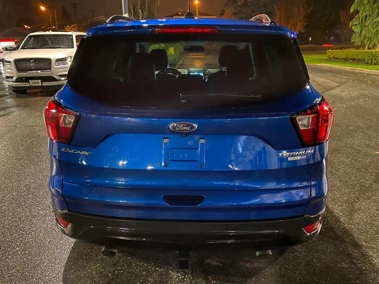 2019 Ford Escape Titanium-3