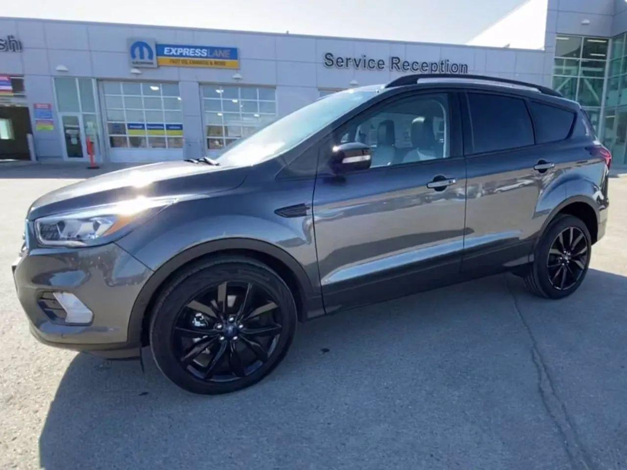 2019 Ford Escape Titanium-3
