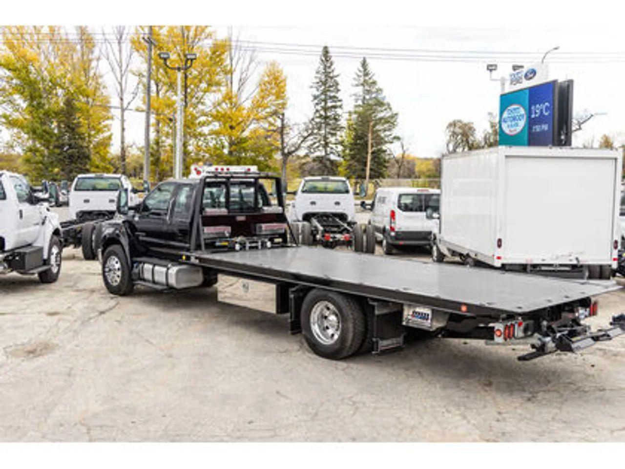 2019 Ford F-650 -4