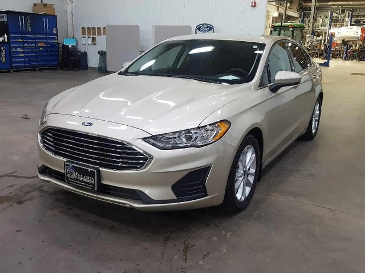 2019 Ford Fusion SE-0