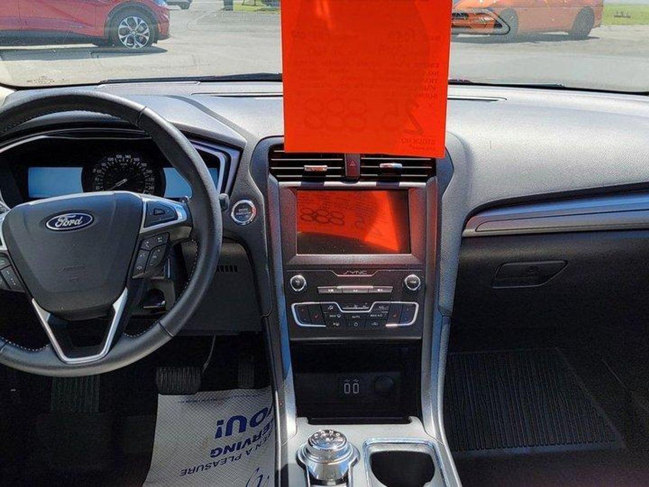 2019 Ford Fusion SE-4