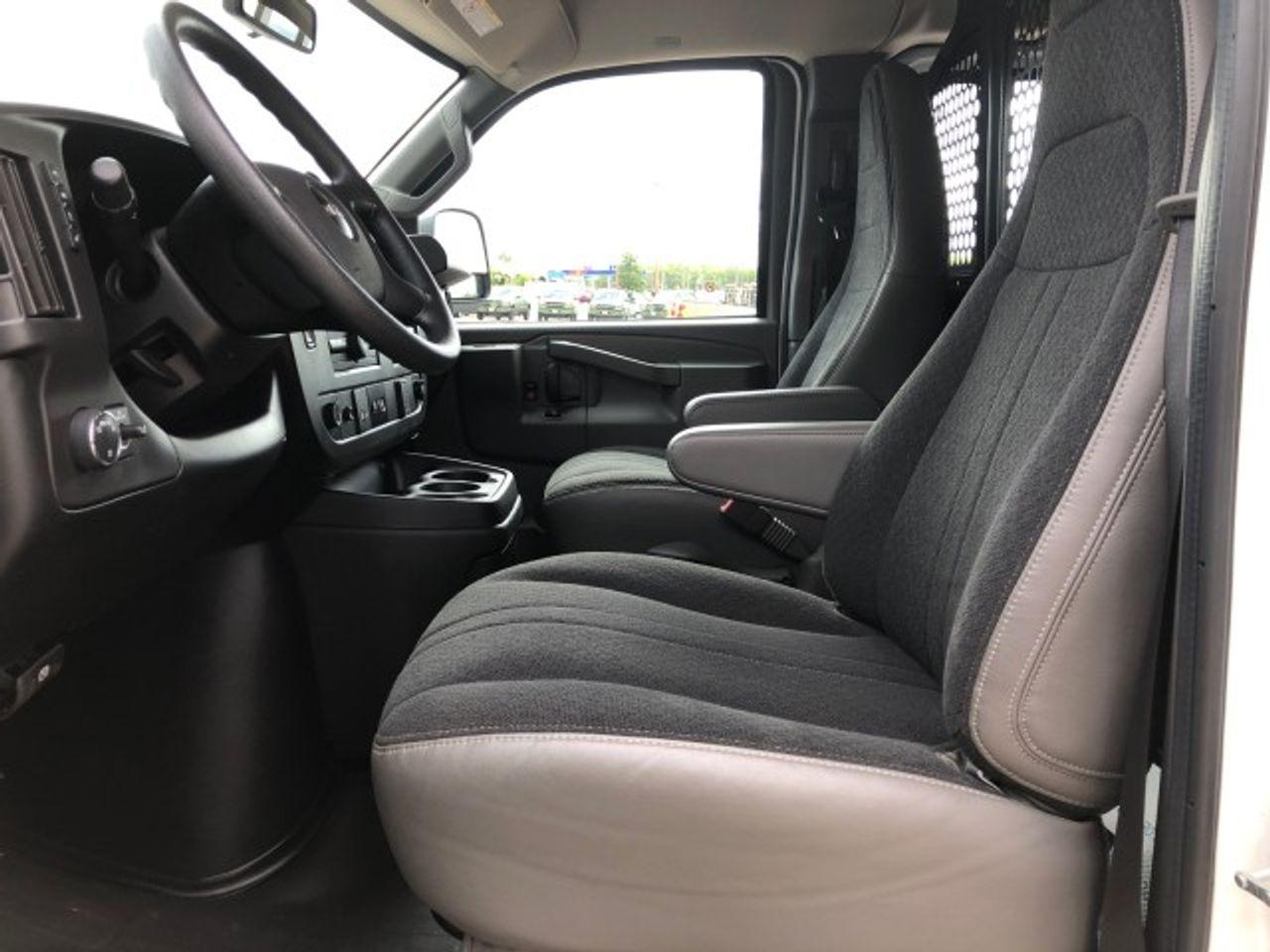 2019 GMC Savana G2500-1