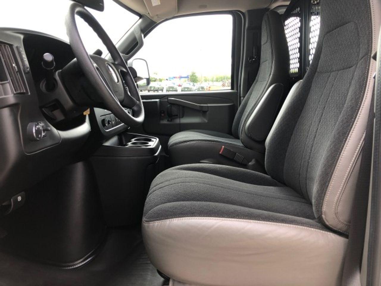 2019 GMC Savana G2500-1