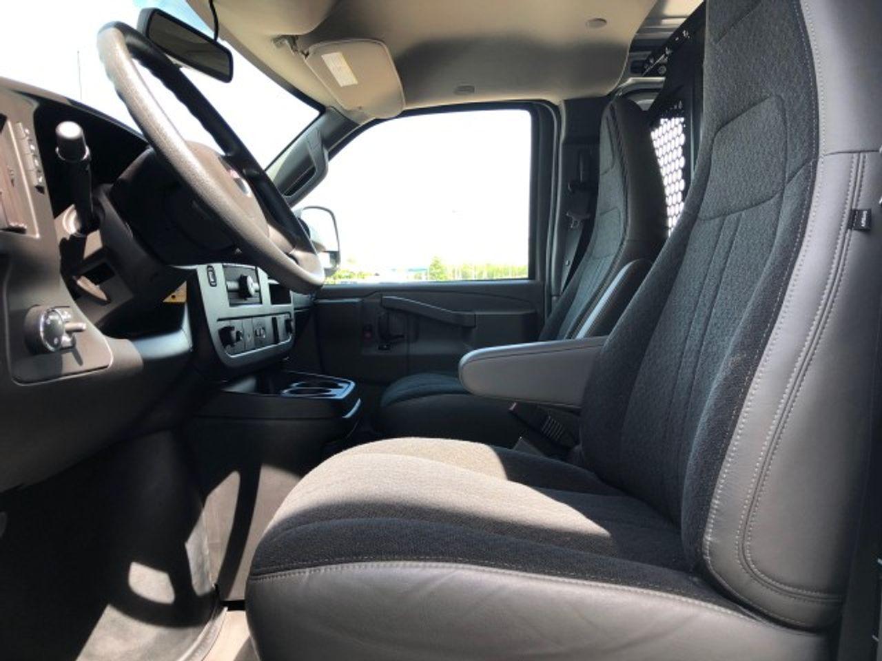 2019 GMC Savana G2500-1