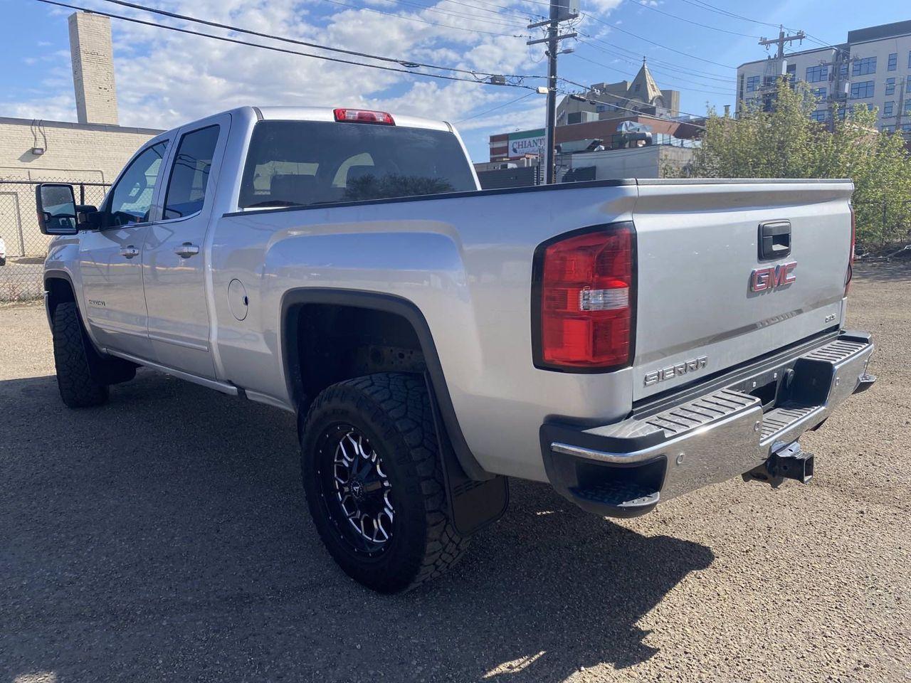 2019 GMC Sierra 2500HD SLE-2