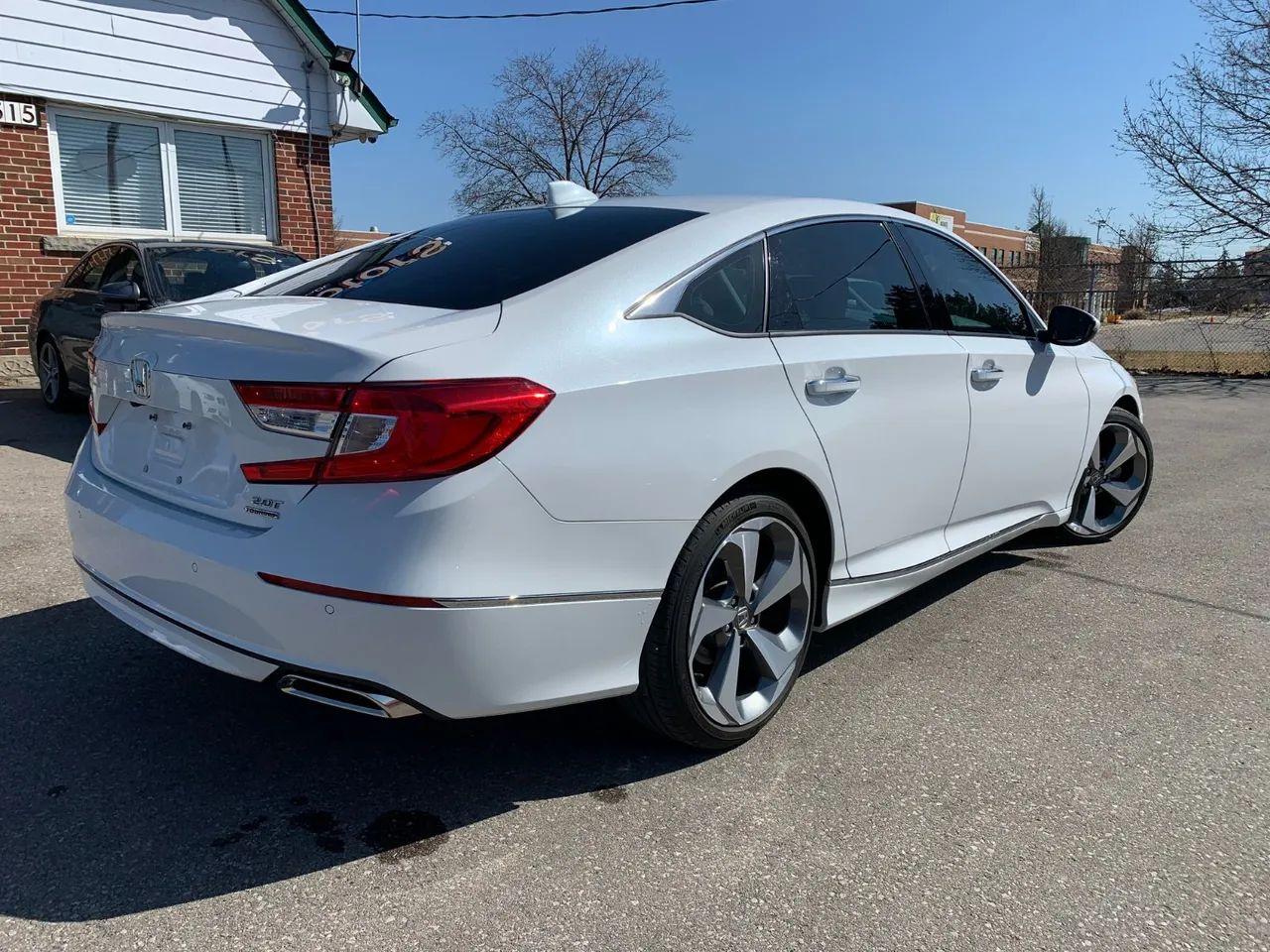 2019 Honda Accord Touring-4