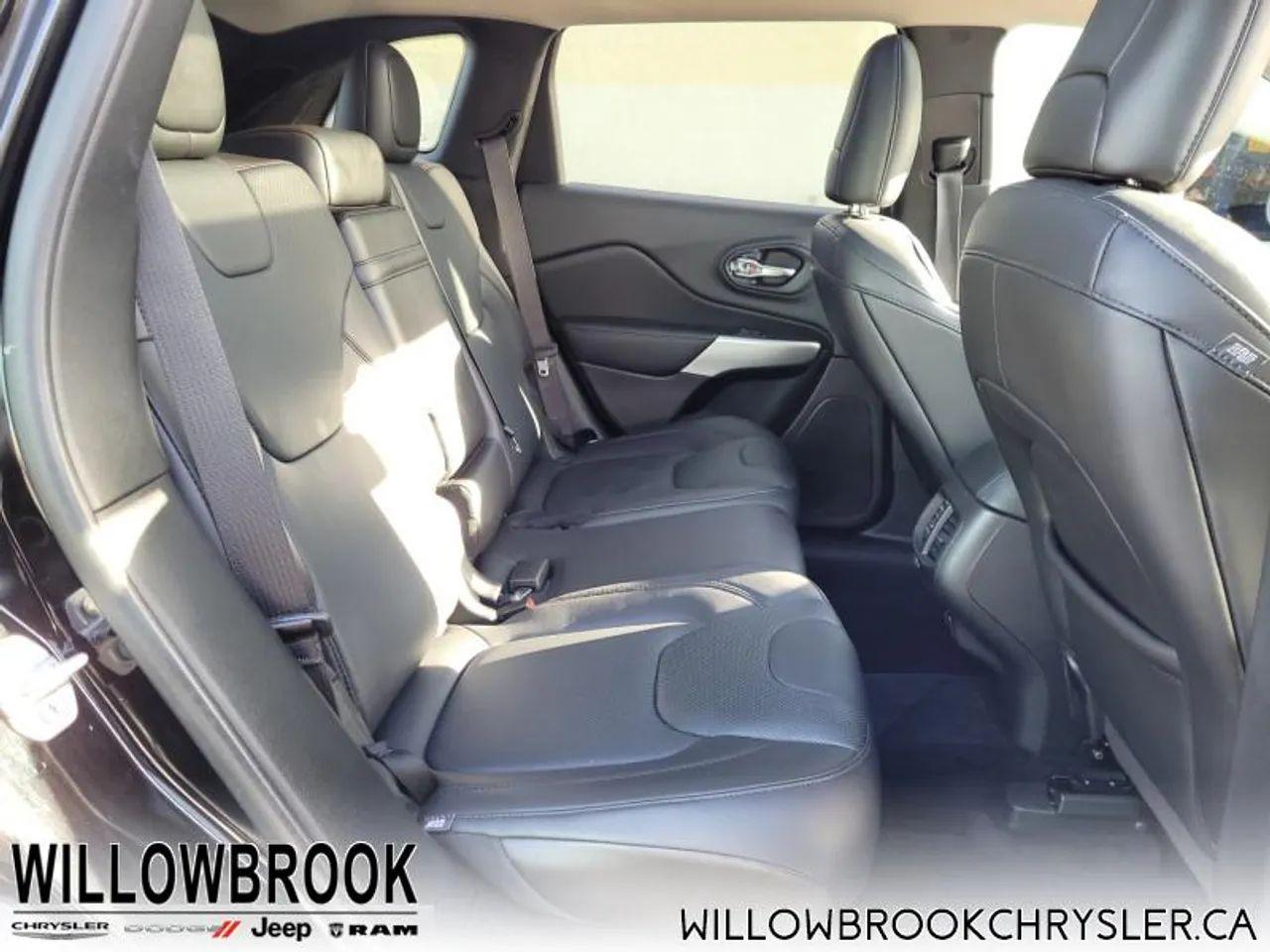 2019 Honda CR-V Touring-2