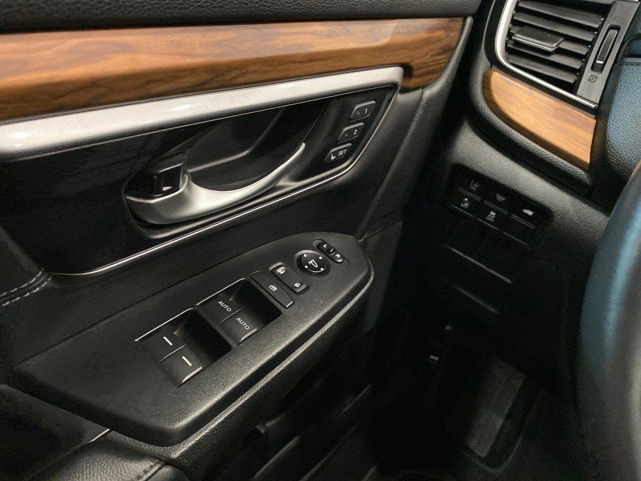 2019 Honda CR-V Touring-3