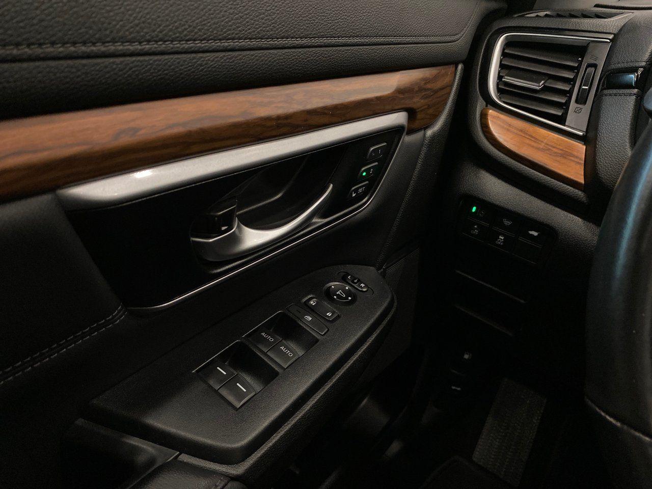 2019 Honda CR-V Touring-3