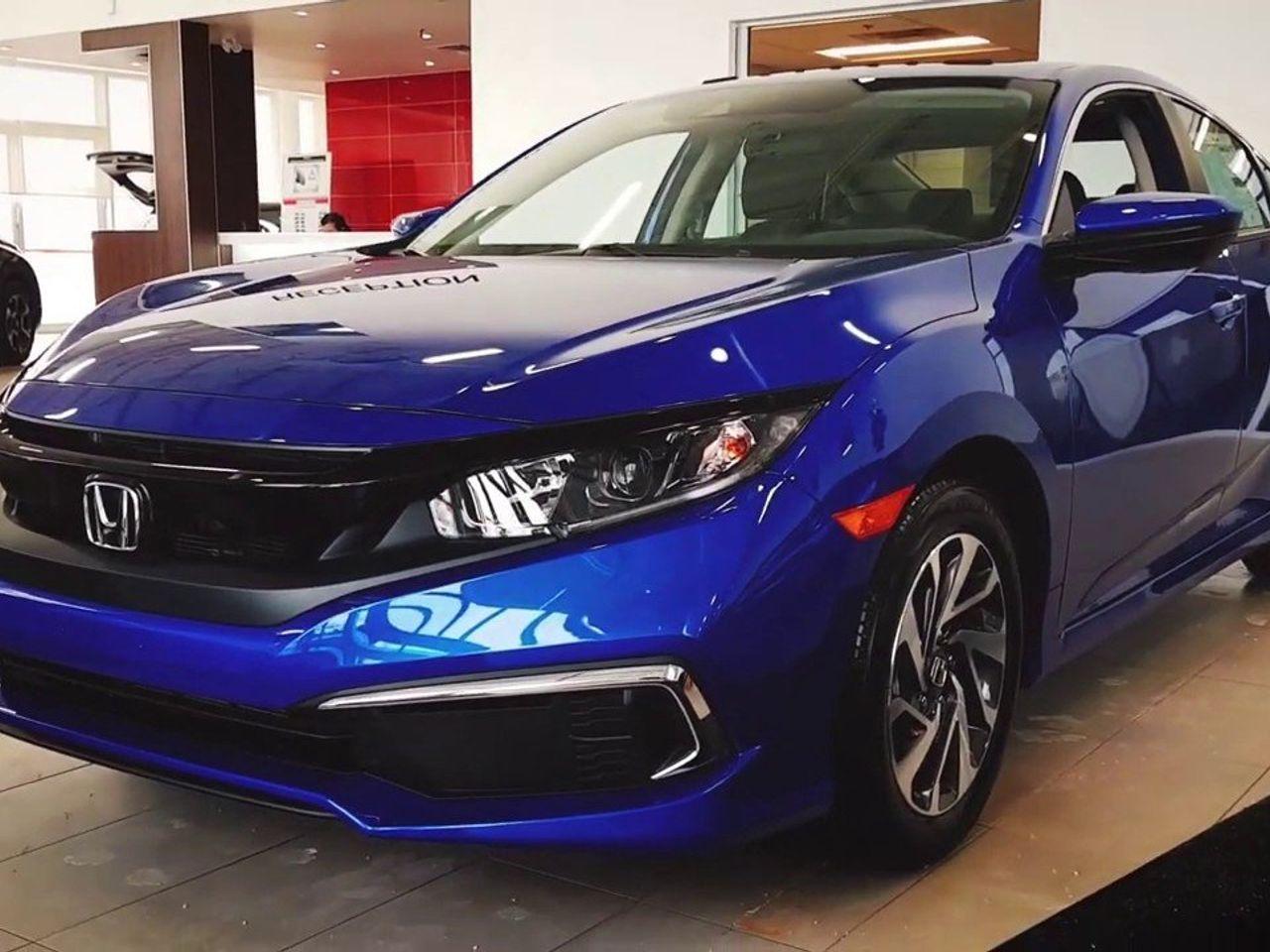 2019 Honda Civic Touring-1
