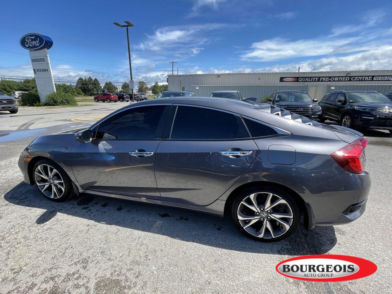 2019 Honda Civic Touring-3