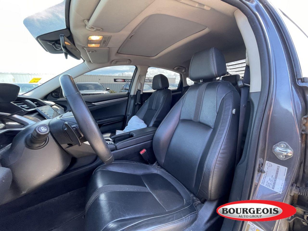 2019 Honda Civic Touring-4