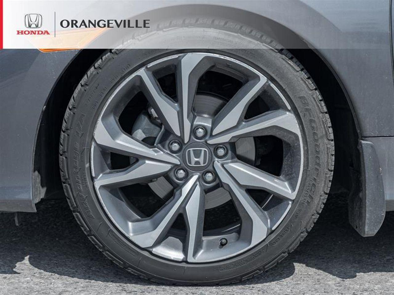 2019 Honda Civic Touring-3