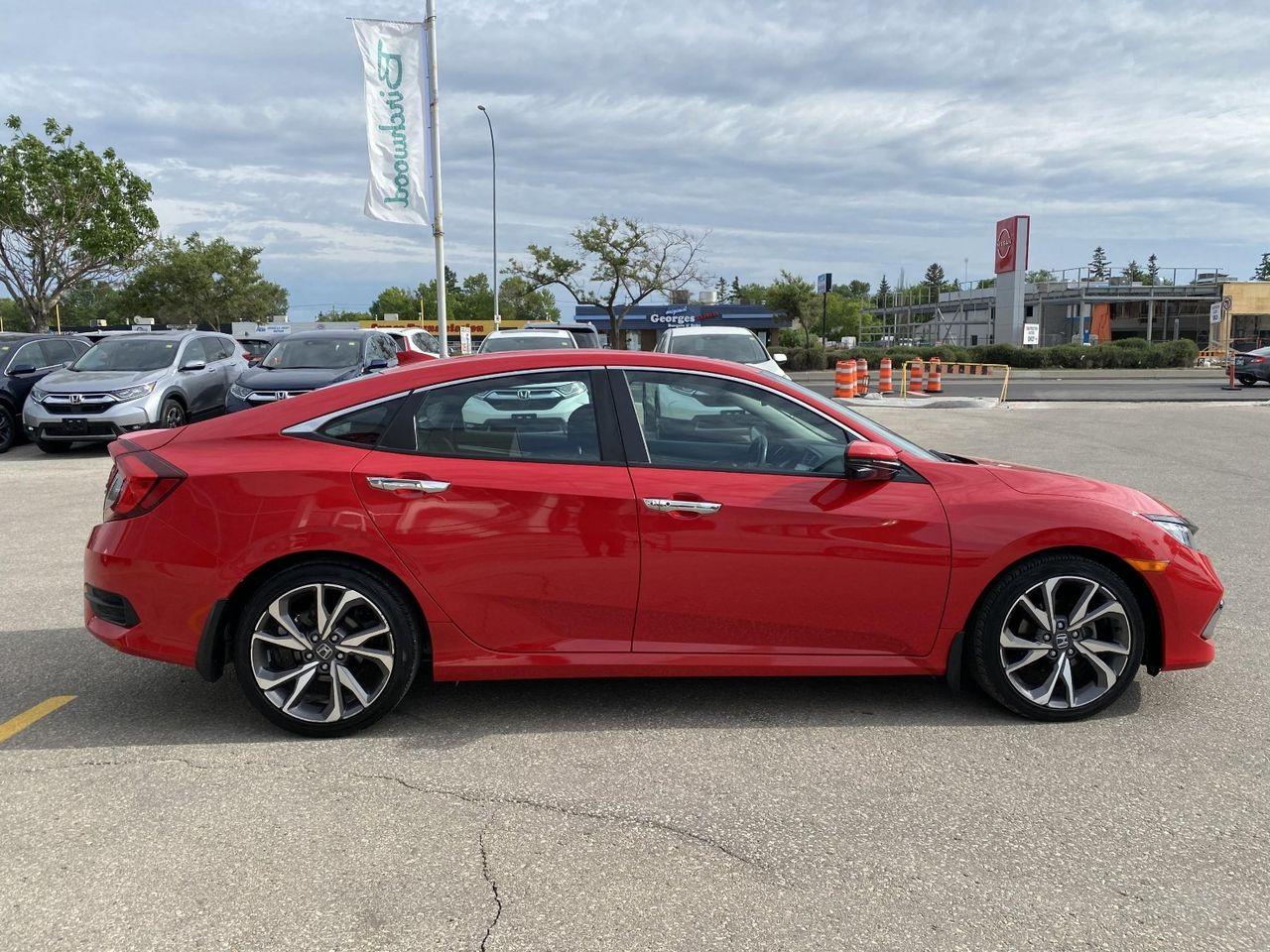 2019 Honda Civic Touring-3