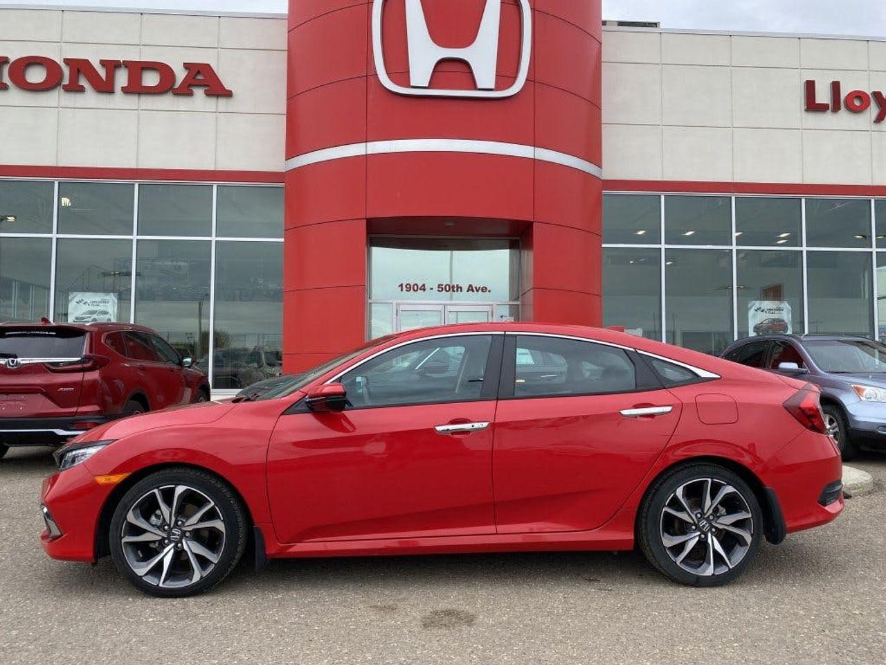 2019 Honda Civic Touring-1