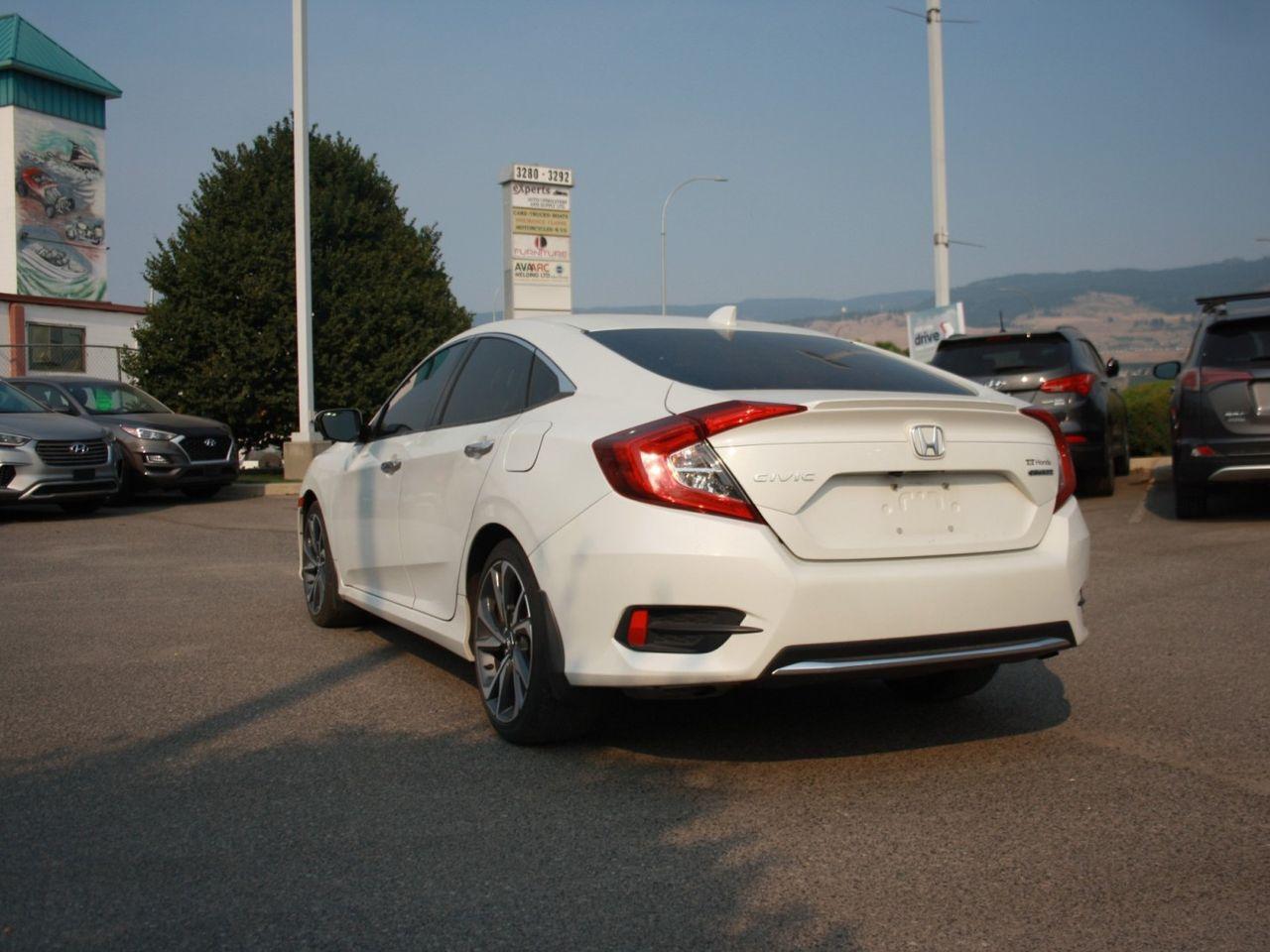 2019 Honda Civic Touring-2