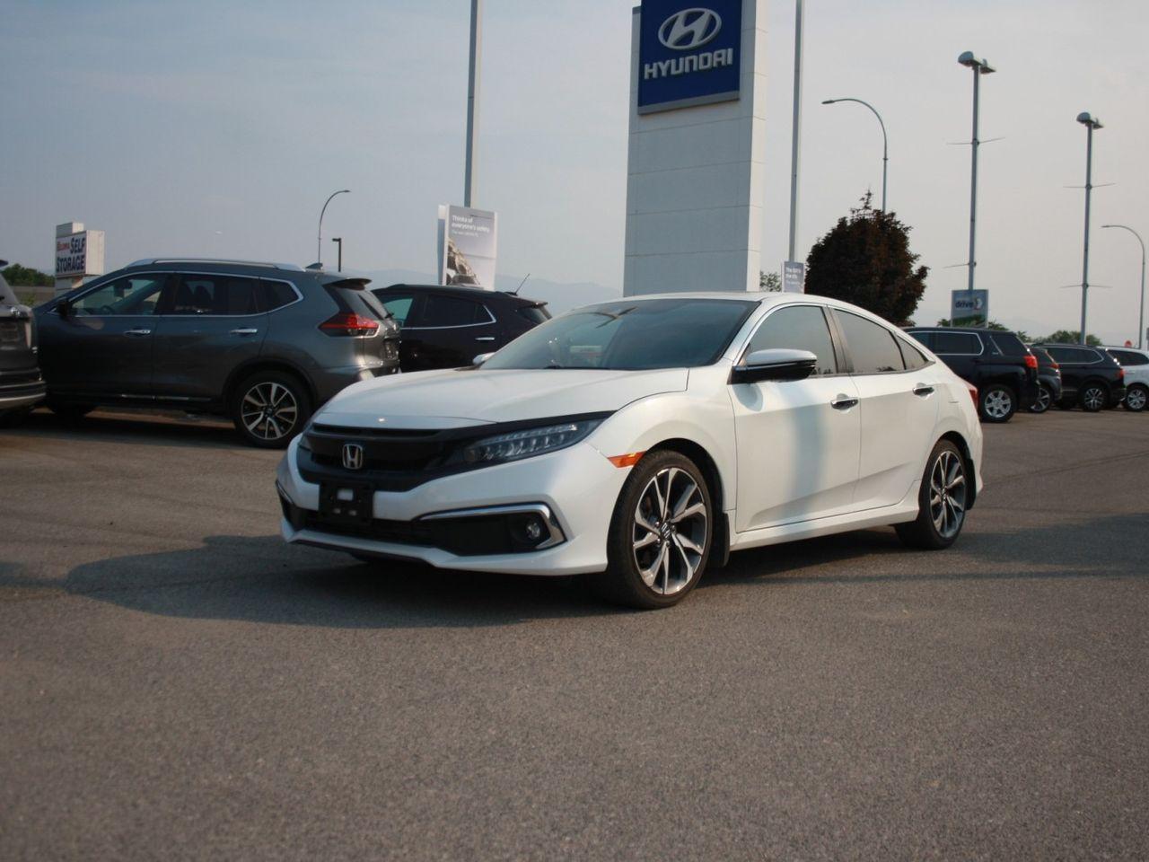 2019 Honda Civic Touring-1