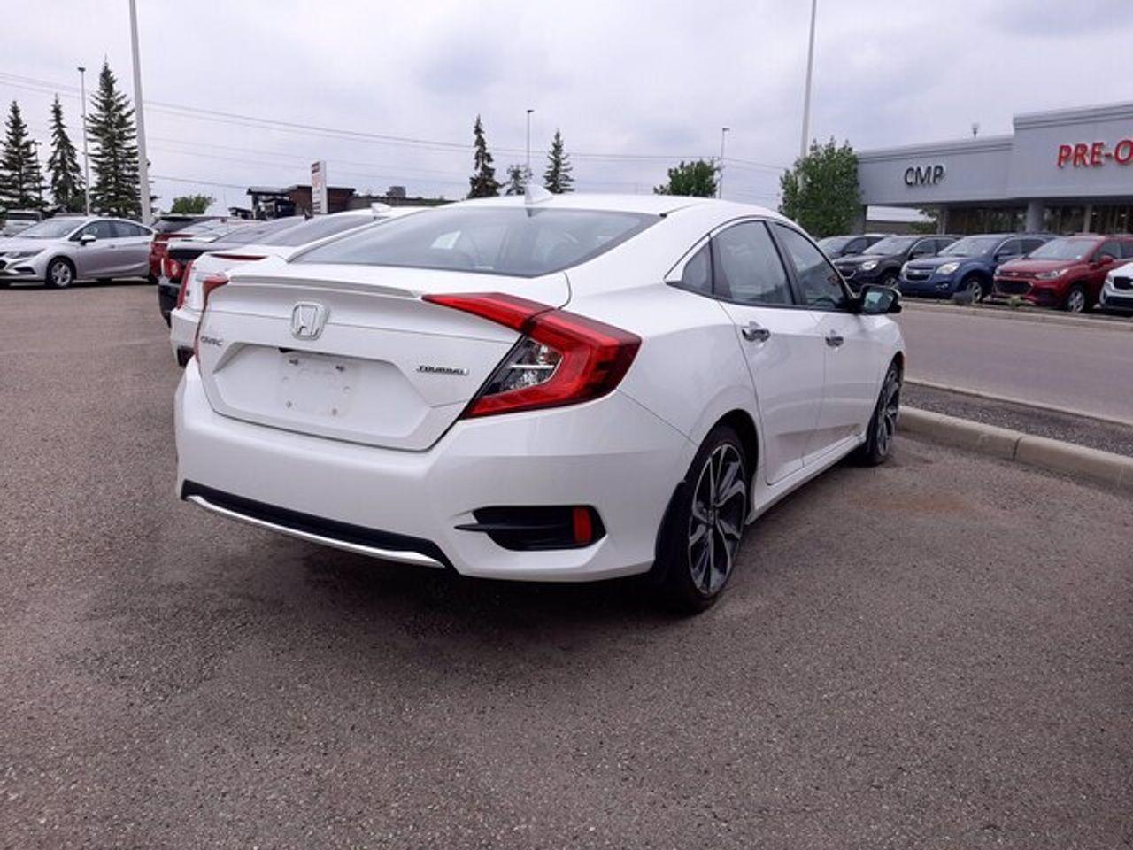 2019 Honda Civic Touring-3