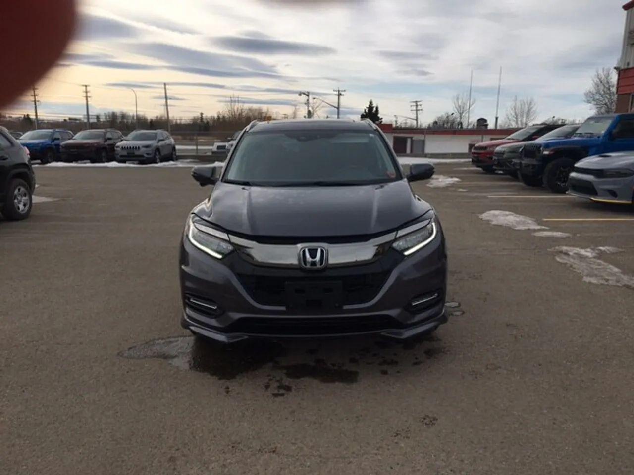 2019 Honda HR-V Touring-2