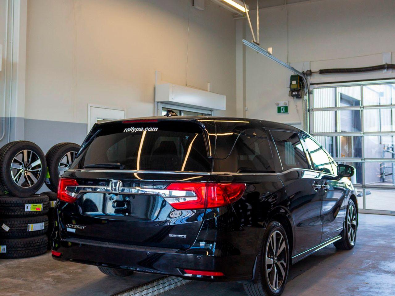 2019 Honda Odyssey Touring-3