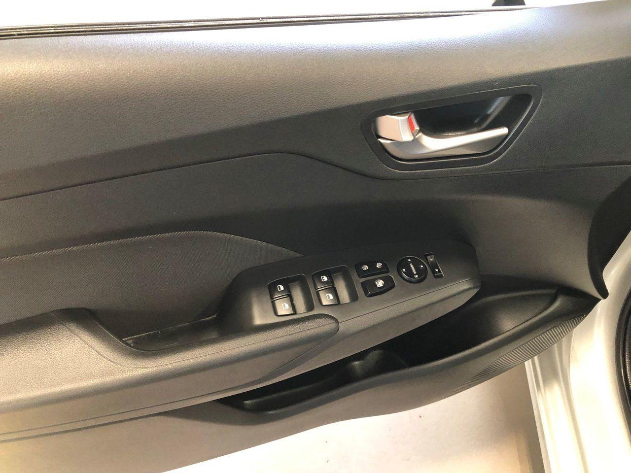 2019 Hyundai Accent Preferred-2