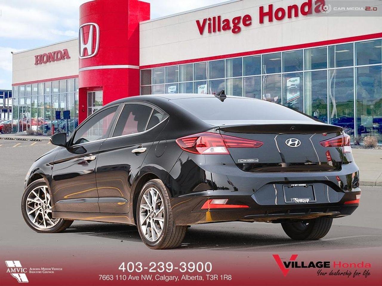2019 Hyundai Elantra Luxury-4