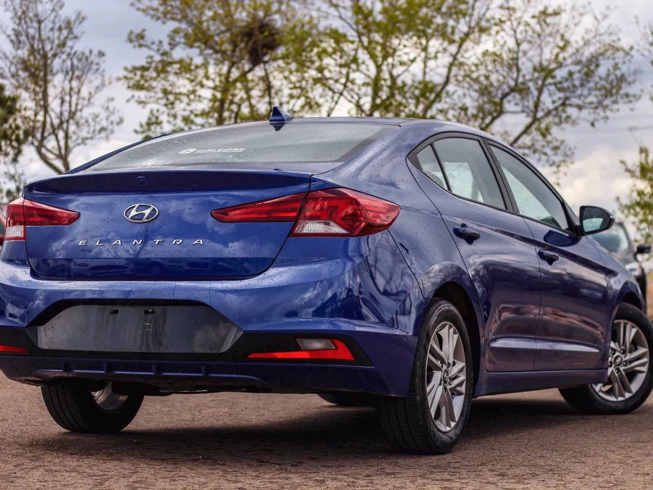 2019 Hyundai Elantra Preferred-2