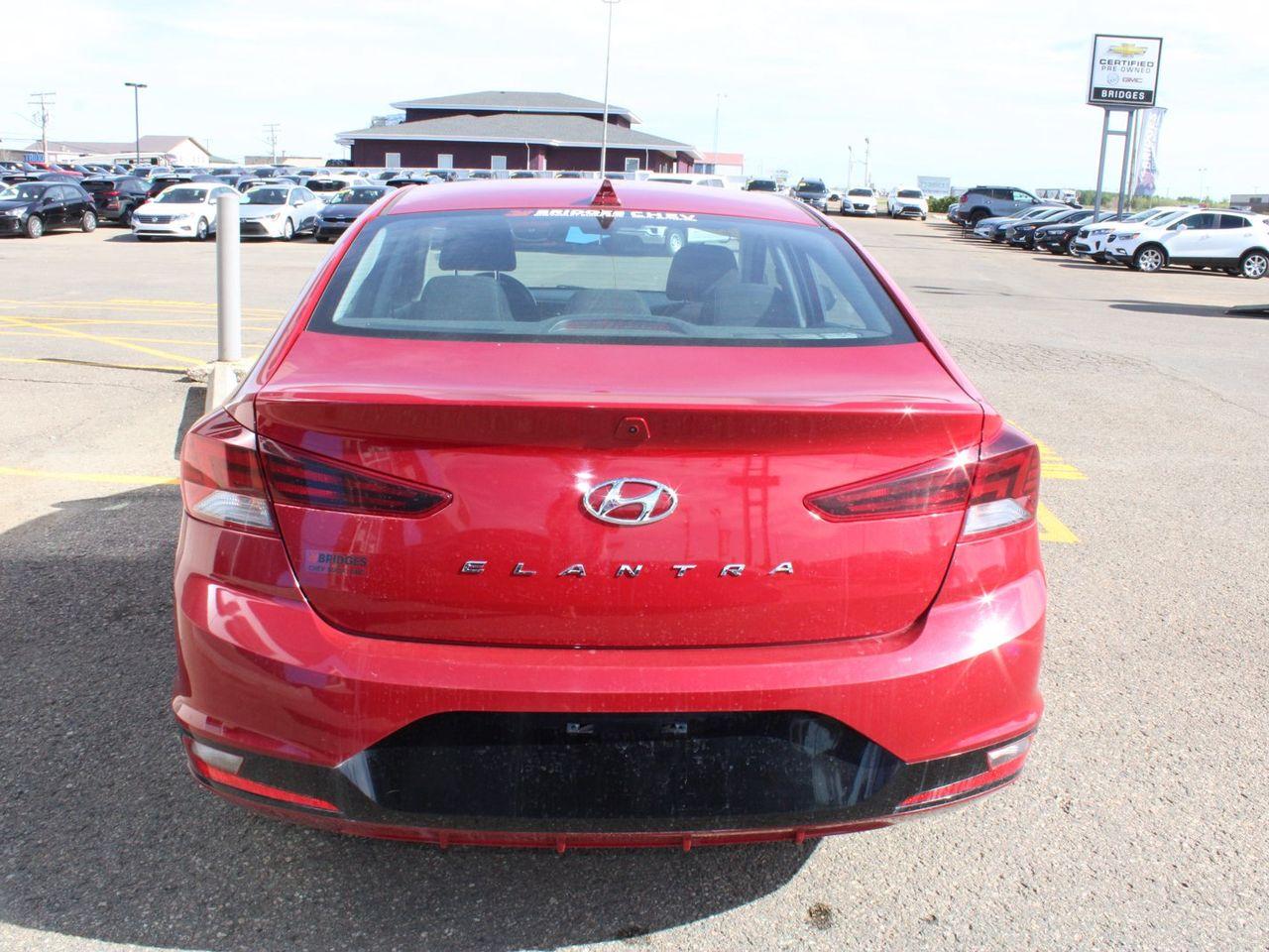 2019 Hyundai Elantra Preferred-3