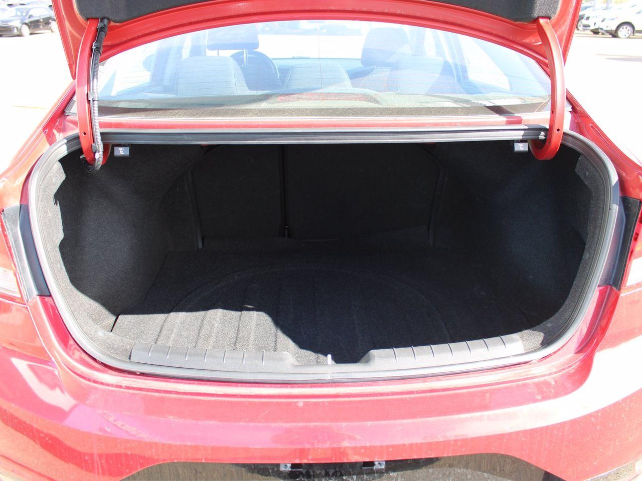2019 Hyundai Elantra Preferred-4